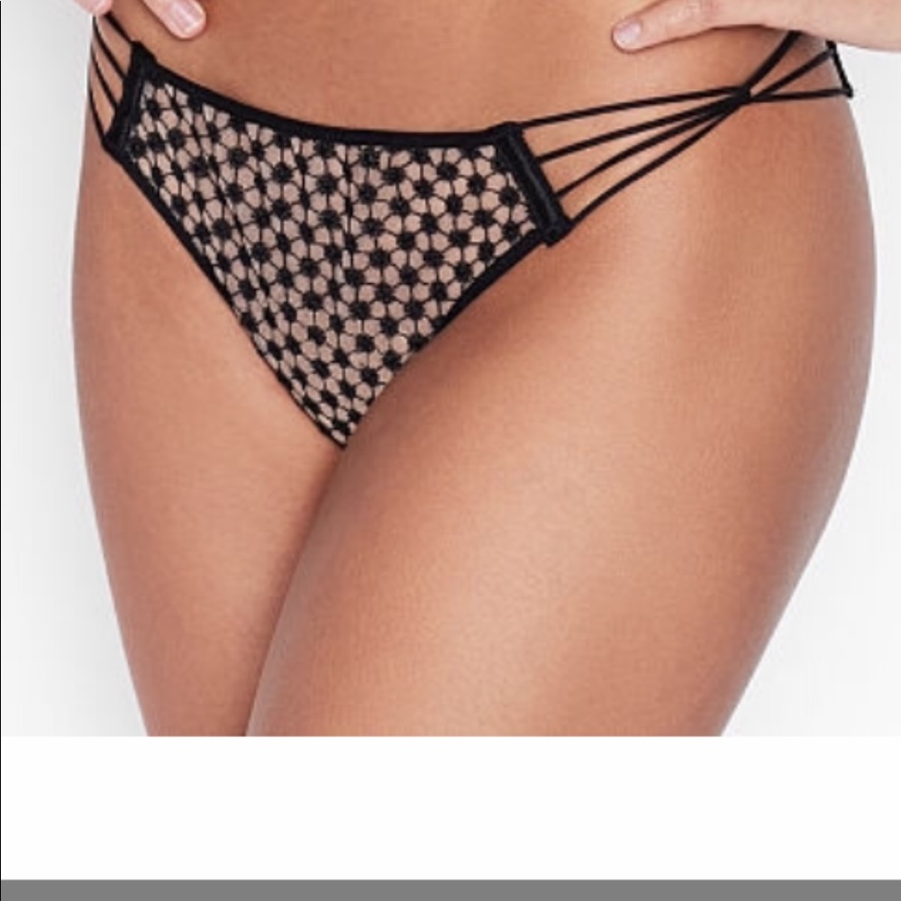 ❤️ BRAND NEW NVR WORN SEXY BLACK STRAPPY VS PANTIES😍 - Picture 4 of 6